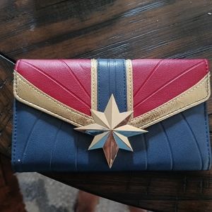 miss marvel tri-fold wallet